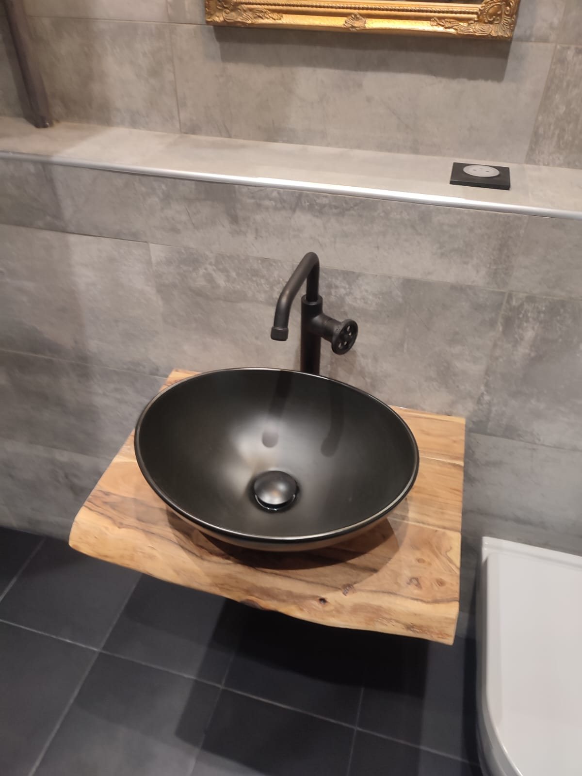 Vasque design réalisé par ABC RENOV'NATION
